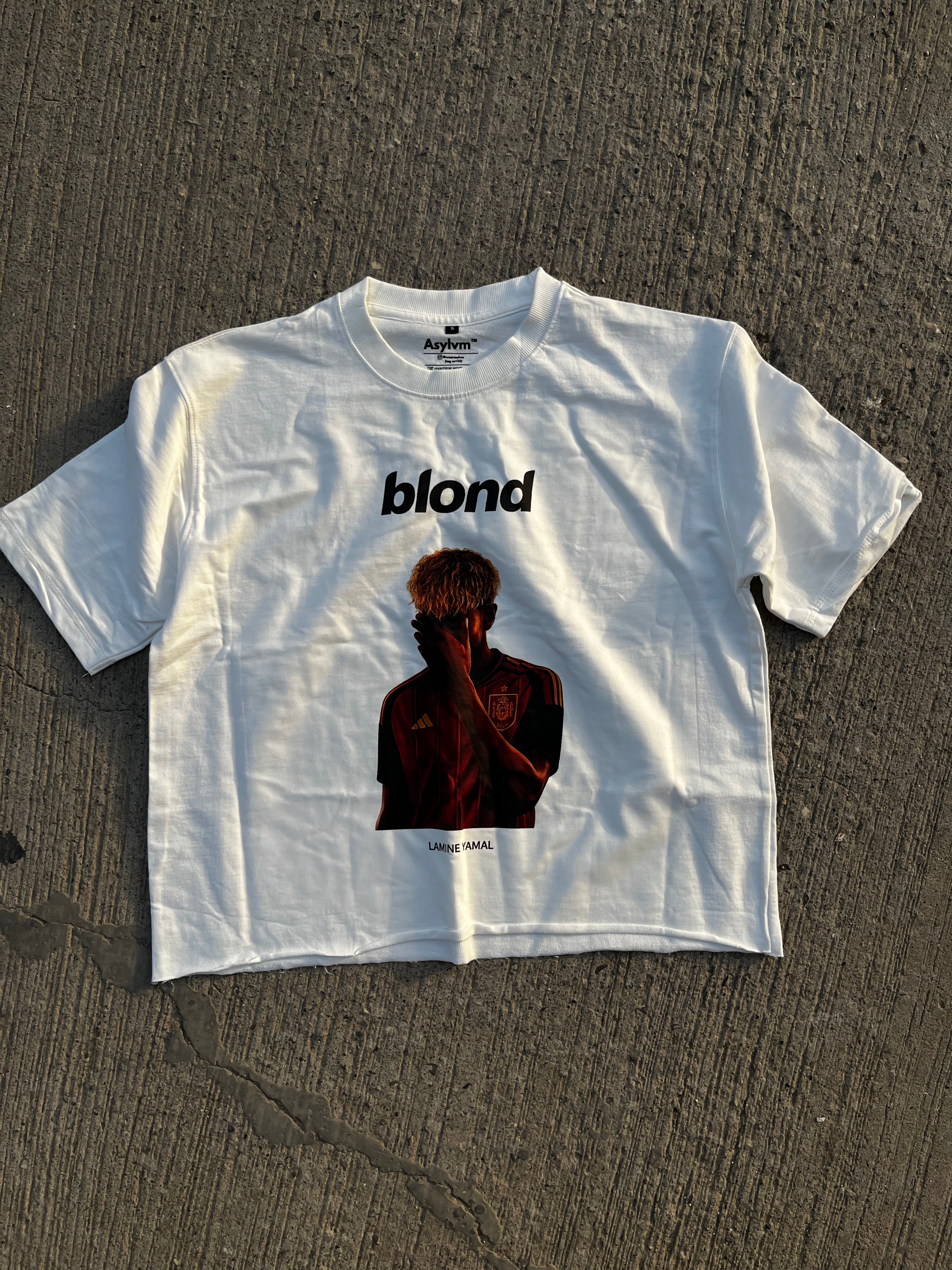 Lamine Yamal blond offwhite boxy fit tee cropped